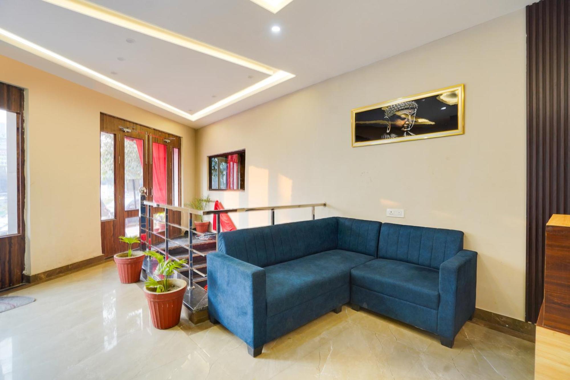 Super Townhouse The Royal Casa Ghaziabad Exterior foto