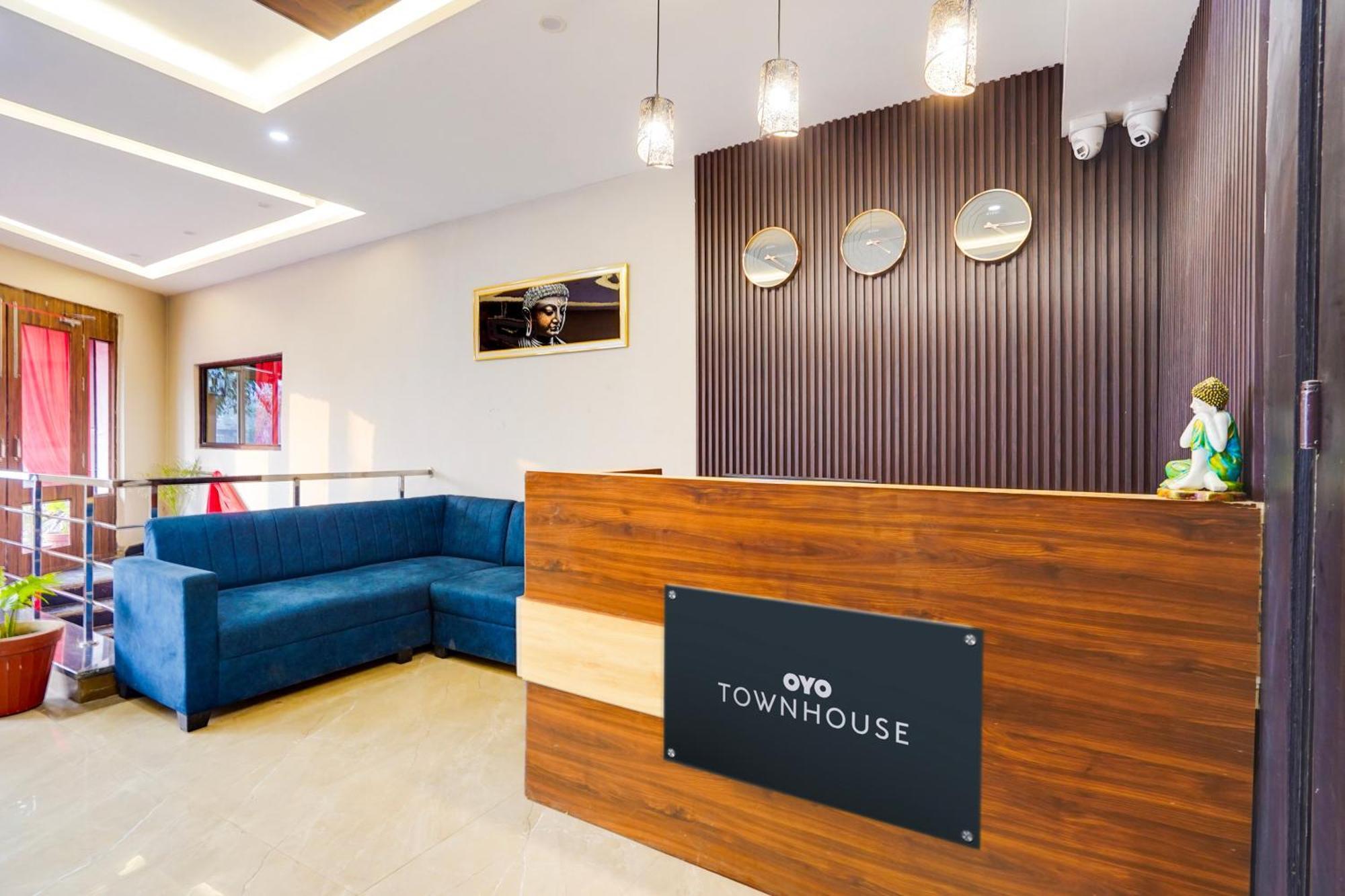 Super Townhouse The Royal Casa Ghaziabad Exterior foto