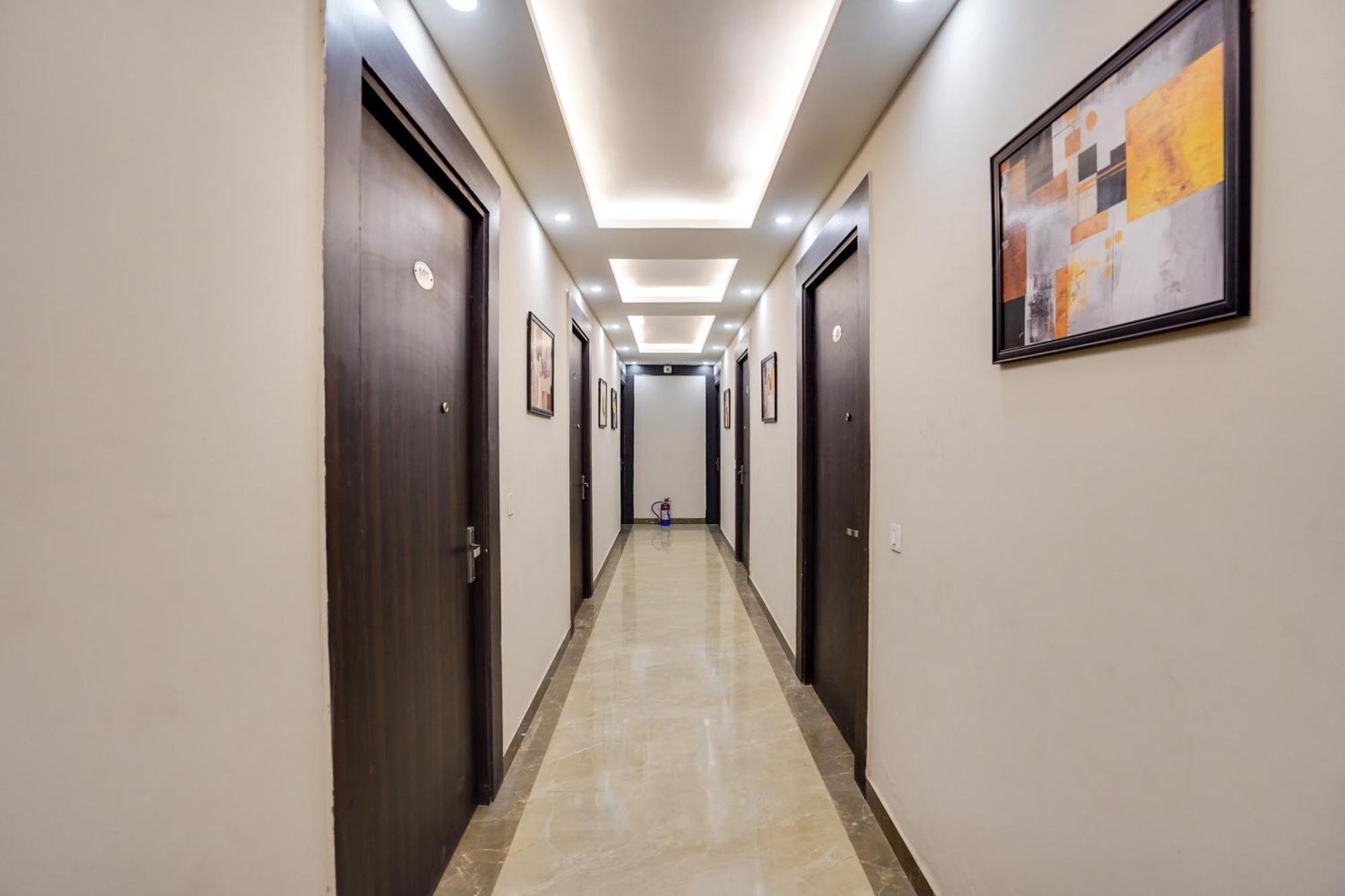 Super Townhouse The Royal Casa Ghaziabad Exterior foto